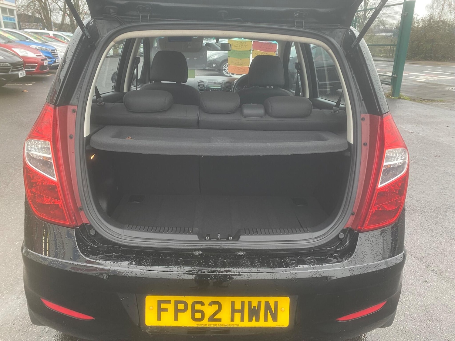 Used Hyundai i10 2012 for sale - 76975711: Photo 21