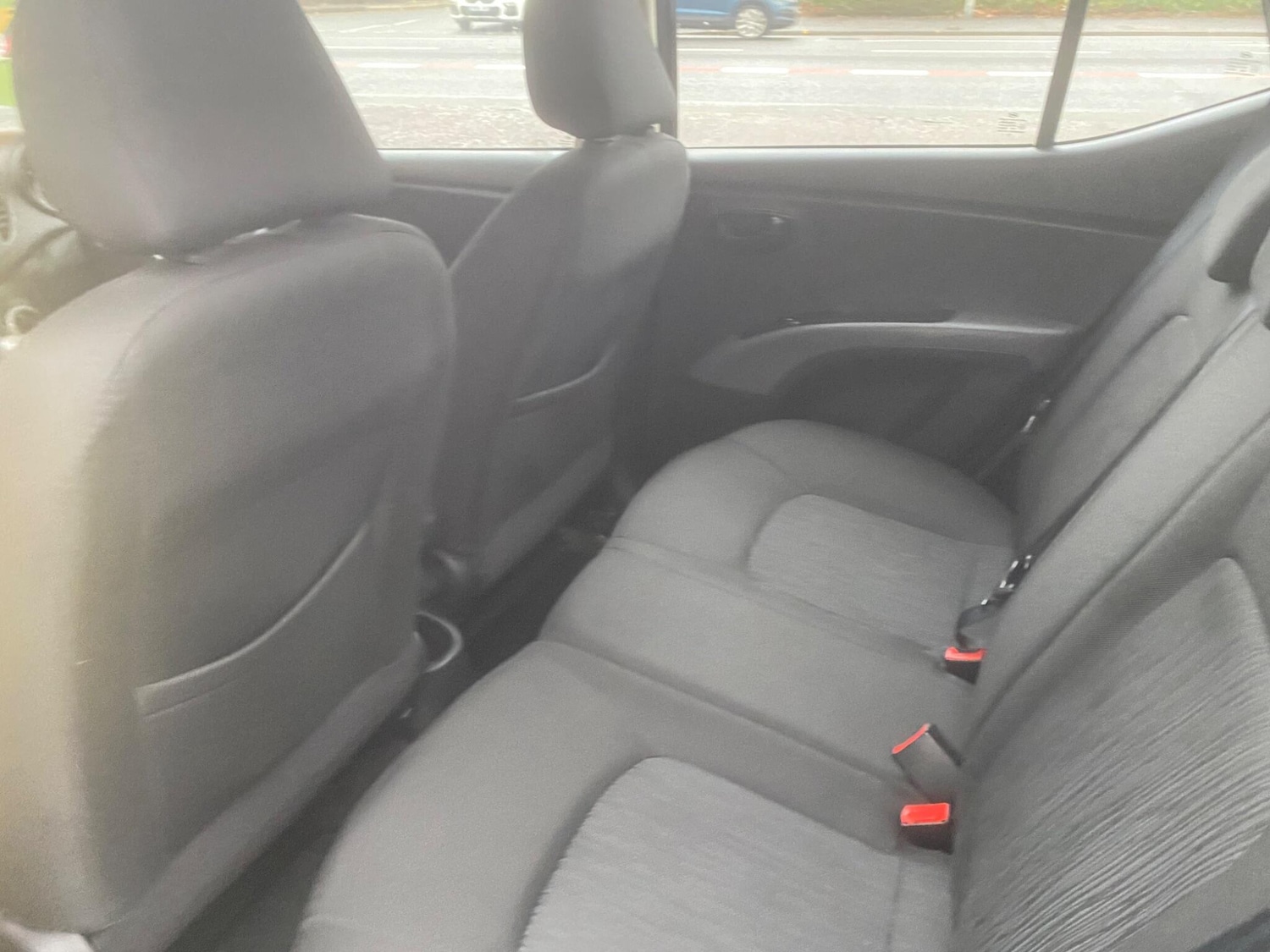 Used Hyundai i10 2012 for sale - 76975711: Photo 28