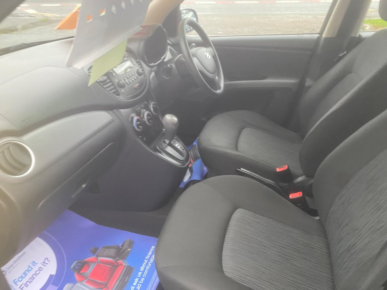 Used Hyundai i10 2012 for sale - 76975711: Photo 41