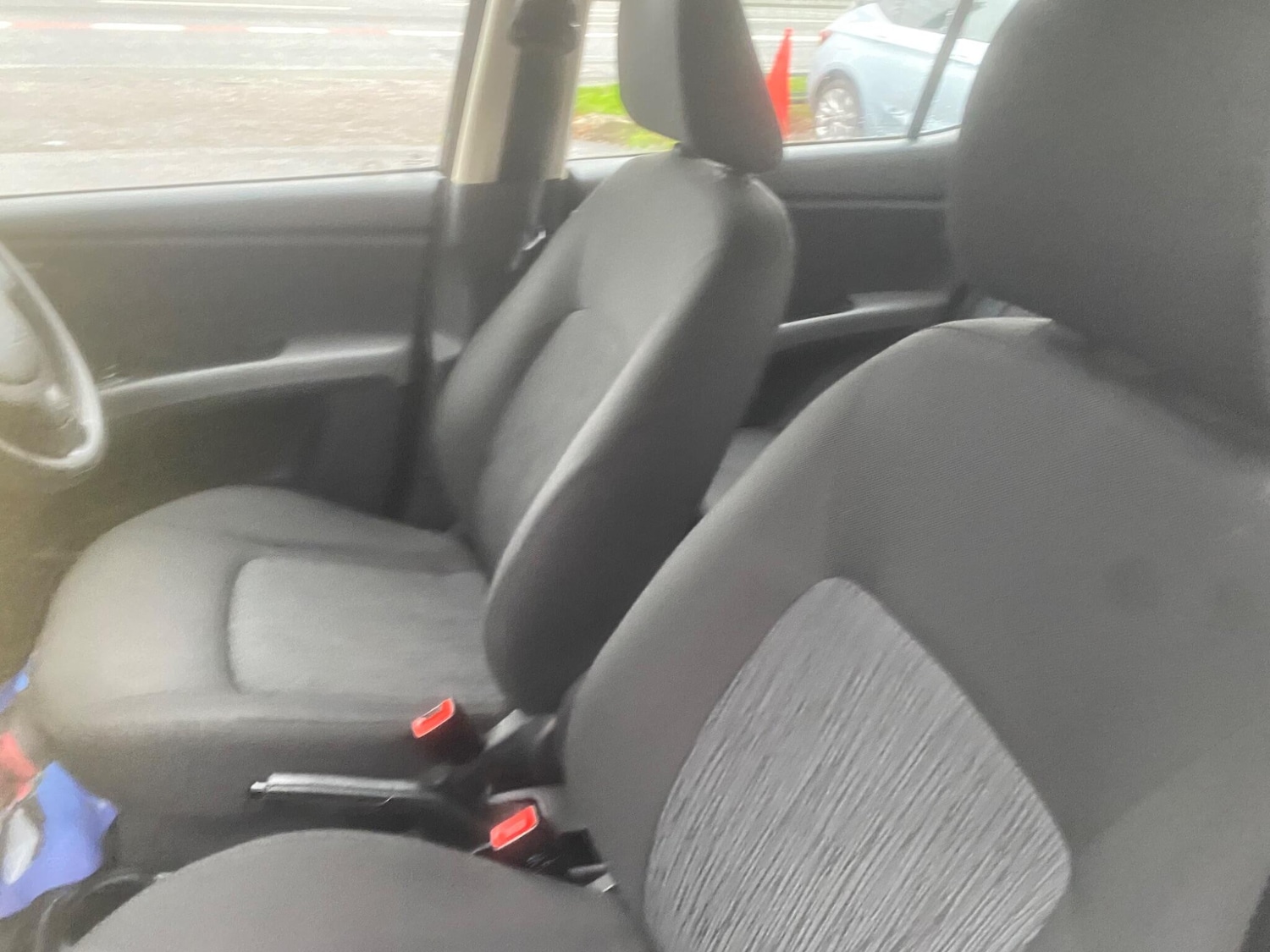 Used Hyundai i10 2012 for sale - 76975711: Photo 42