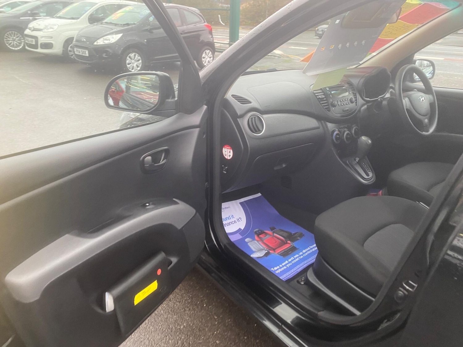 Used Hyundai i10 2012 for sale - 76975711: Photo 45