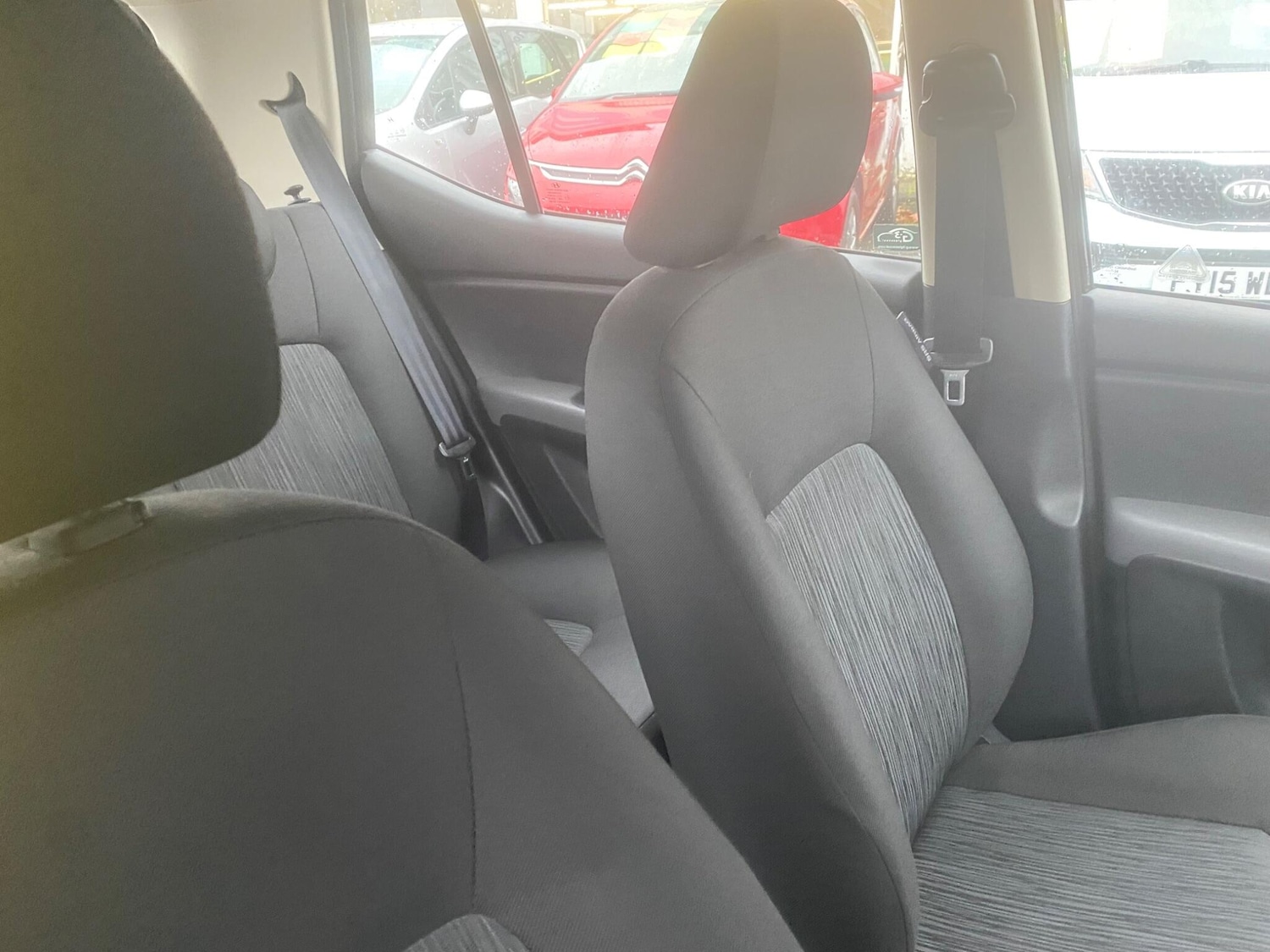 Used Hyundai i10 2012 for sale - 76975711: Photo 60