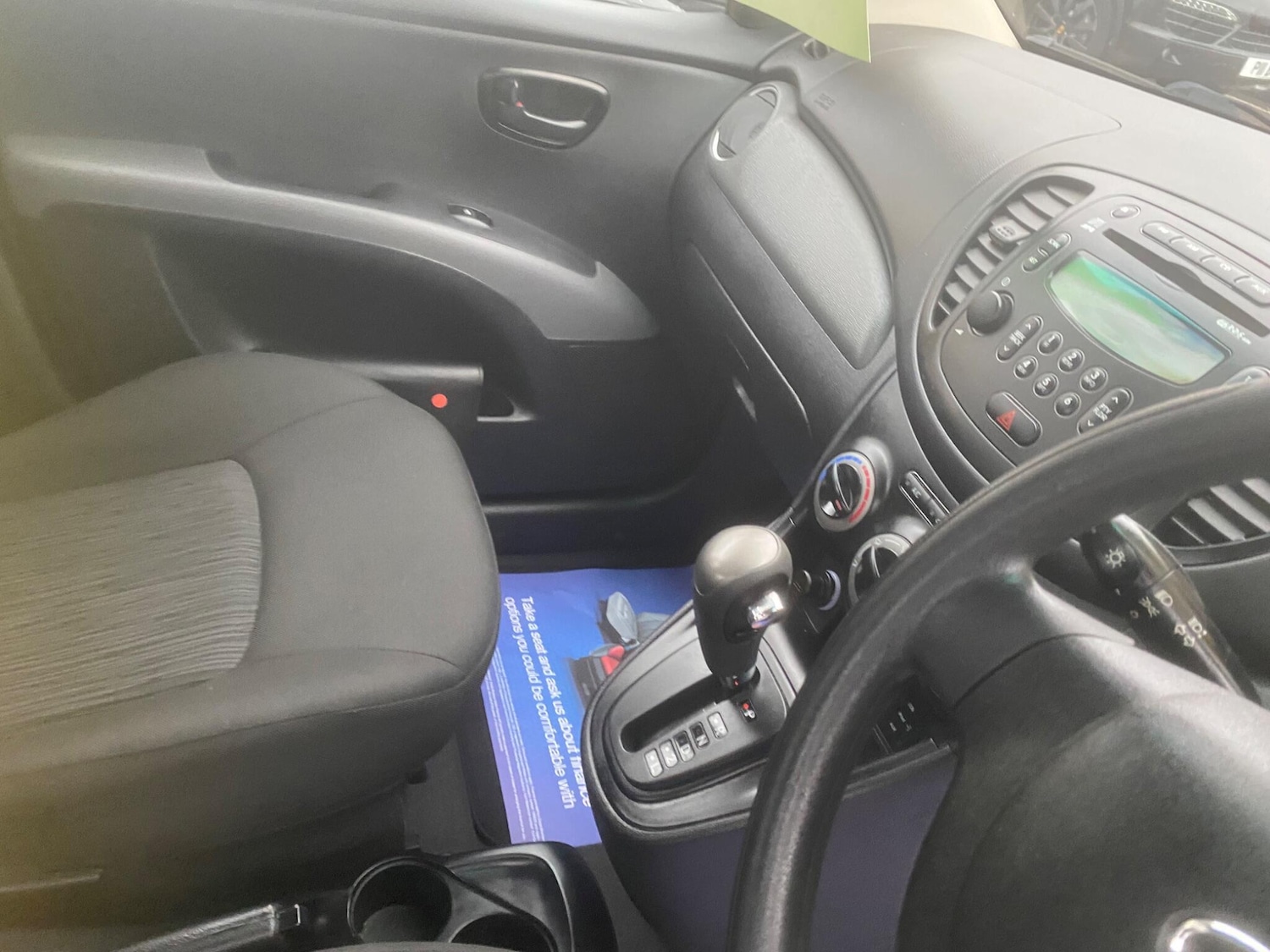 Used Hyundai i10 2012 for sale - 76975711: Photo 67