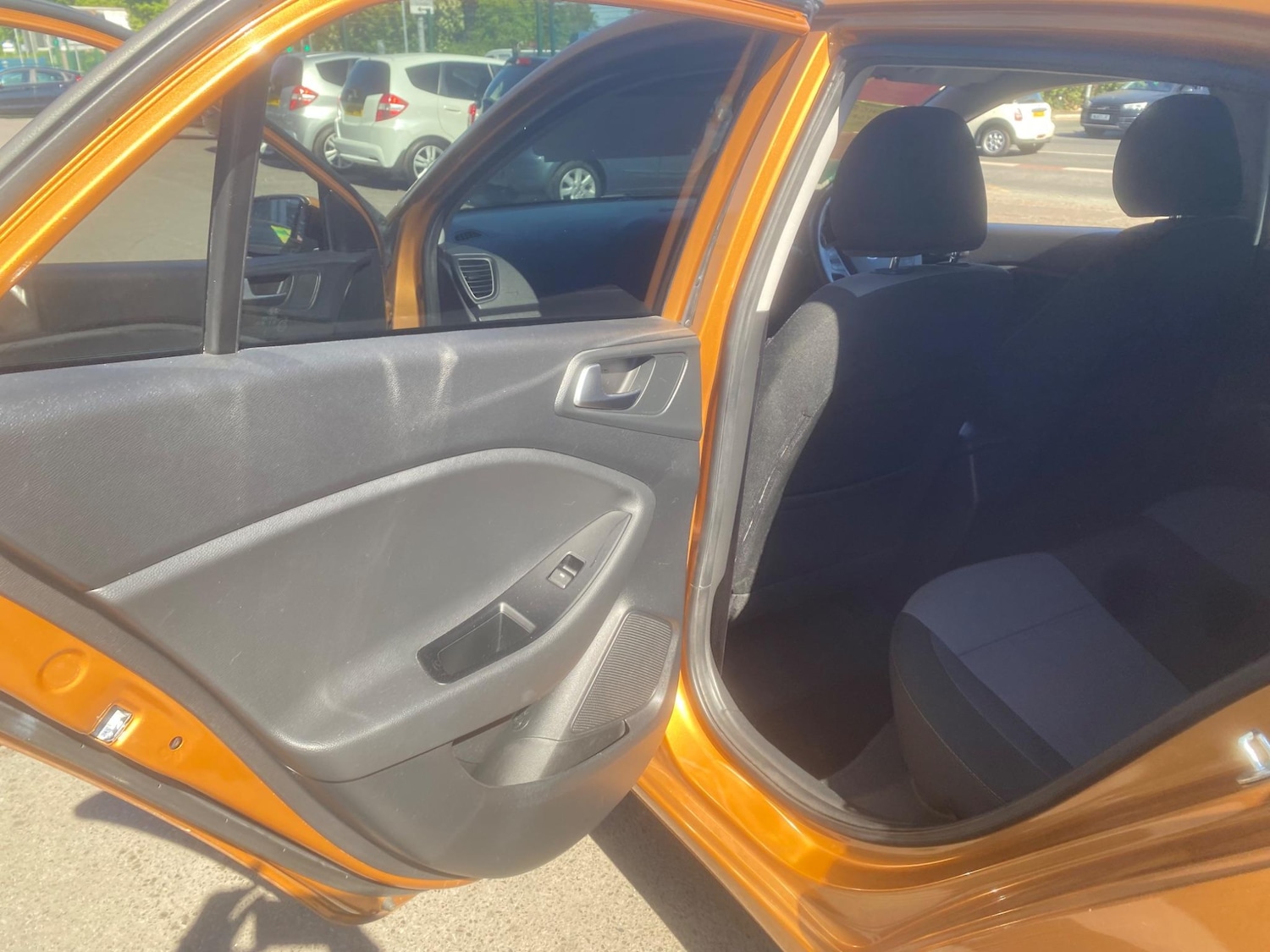 Used Hyundai i20 2016 for sale - 76987696: Photo 34