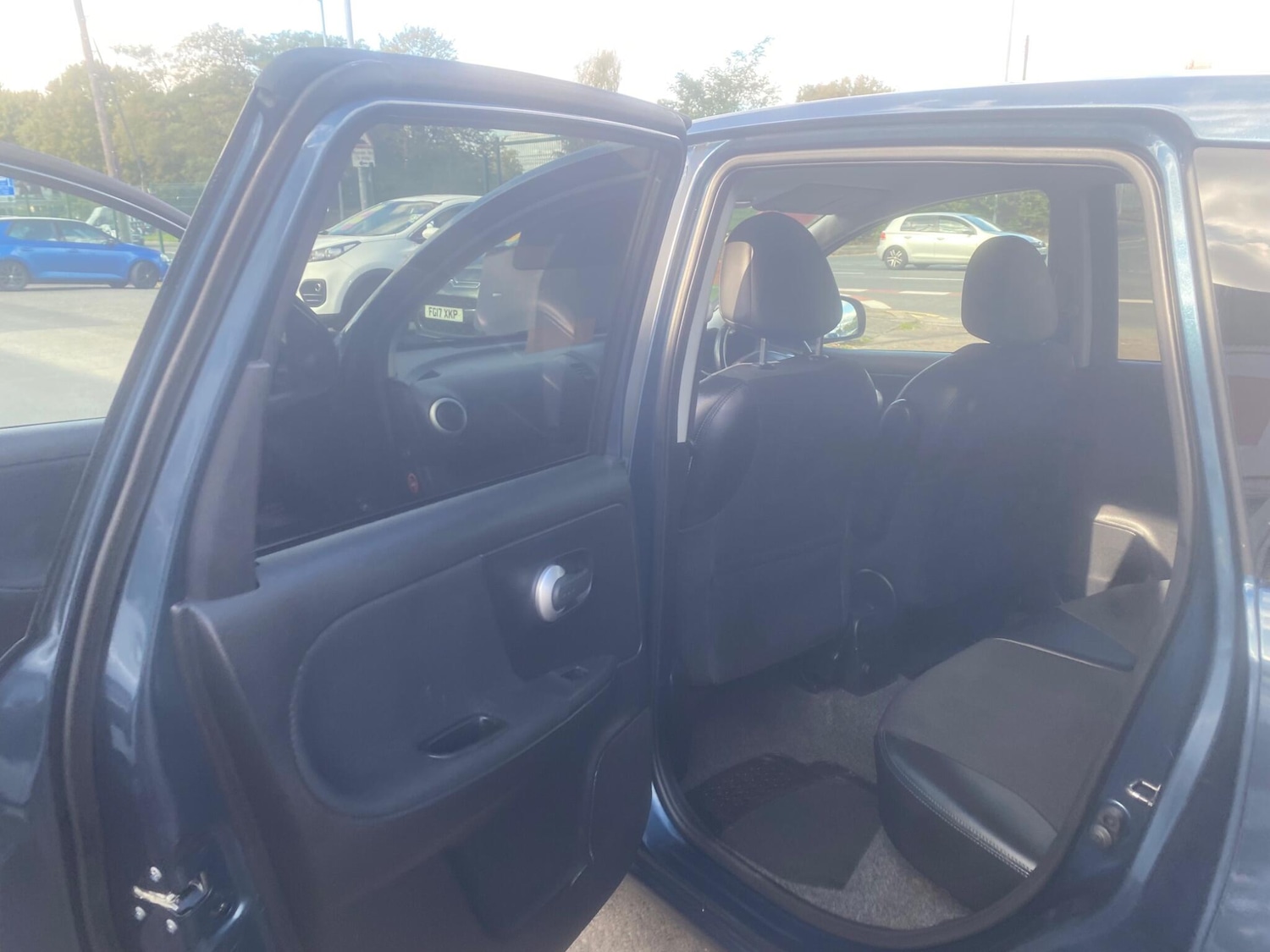 Used Nissan Note 2013 for sale - 76990415: Photo 28