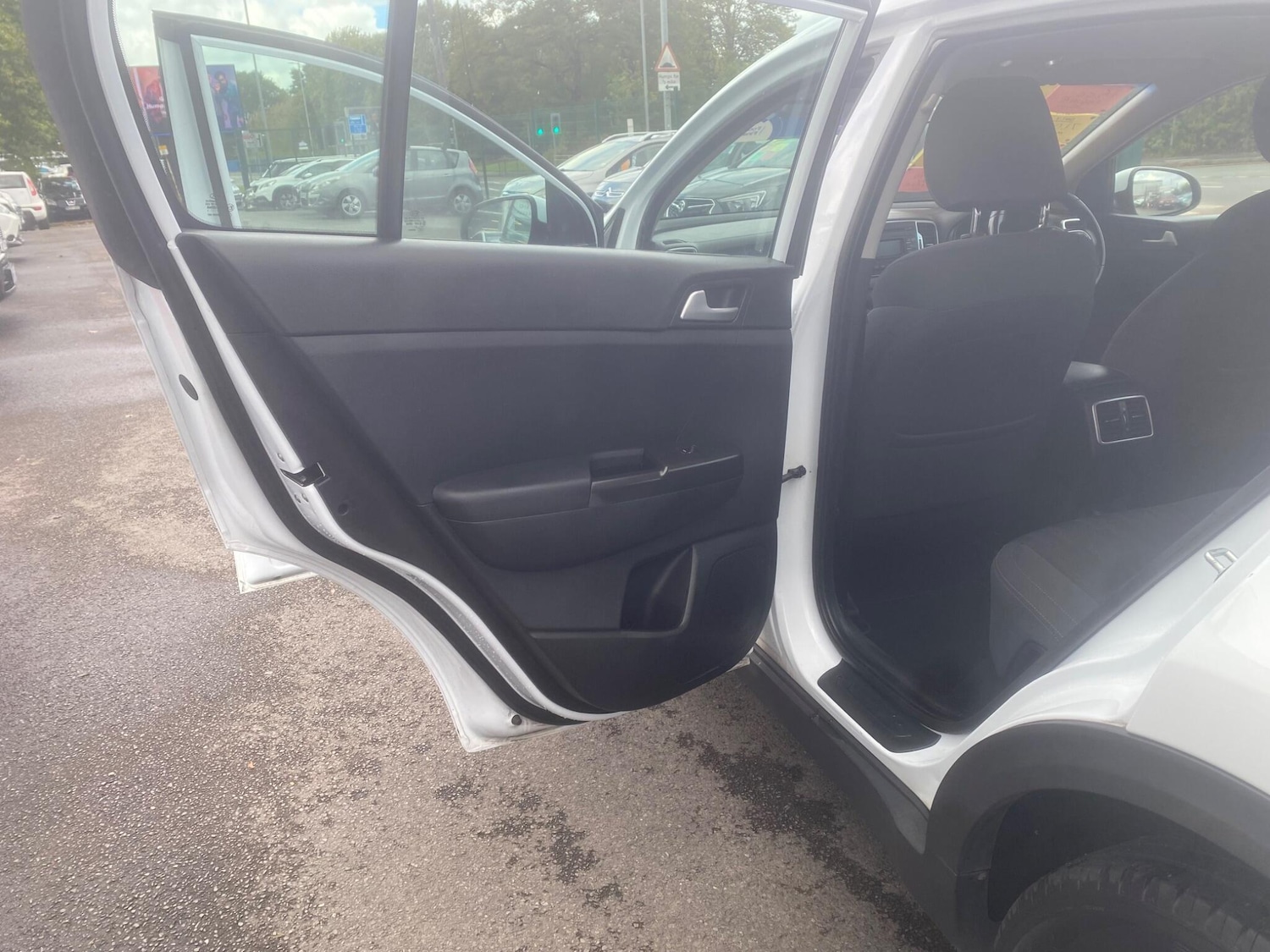 Used Kia Sportage 2017 for sale - 76539615: Photo 31