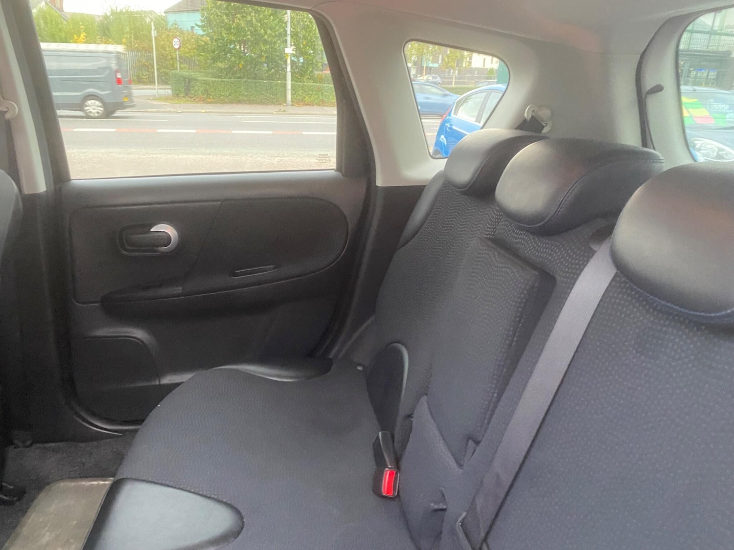 Used Nissan Note 2012 for sale - 76549062: Photo 31