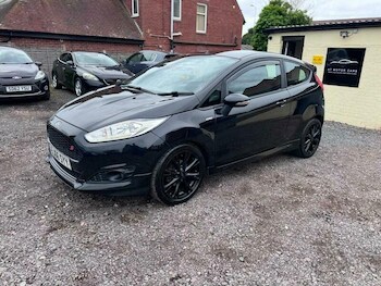 Used Ford Fiesta 2016 for sale - 78833914: Photo