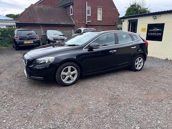 Used Volvo V40 2013 for sale - 79115940: Photo