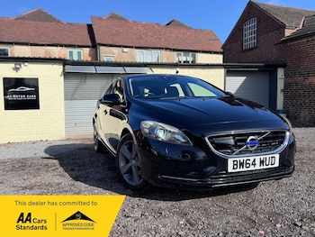 Used Volvo V40 2014 for sale - 78548845: Photo
