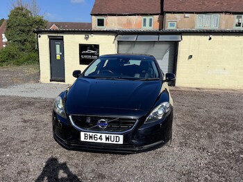 Used Volvo V40 2014 for sale - 78548845: Photo