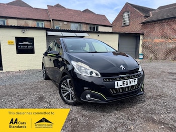 Used Peugeot 208 2016 for sale - 78966014: Photo