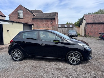 Used Peugeot 208 2016 for sale - 78966014: Photo