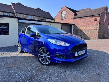 Used Ford Fiesta 2015 for sale - 79157743: Photo