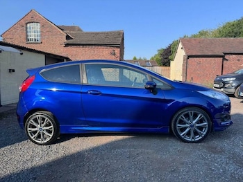 Used Ford Fiesta 2015 for sale - 79157743: Photo