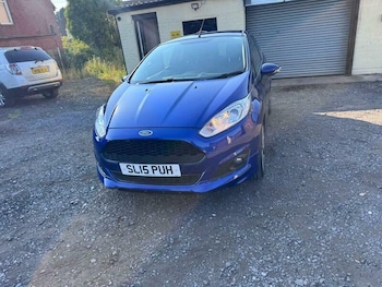 Used Ford Fiesta 2015 for sale - 79157743: Photo
