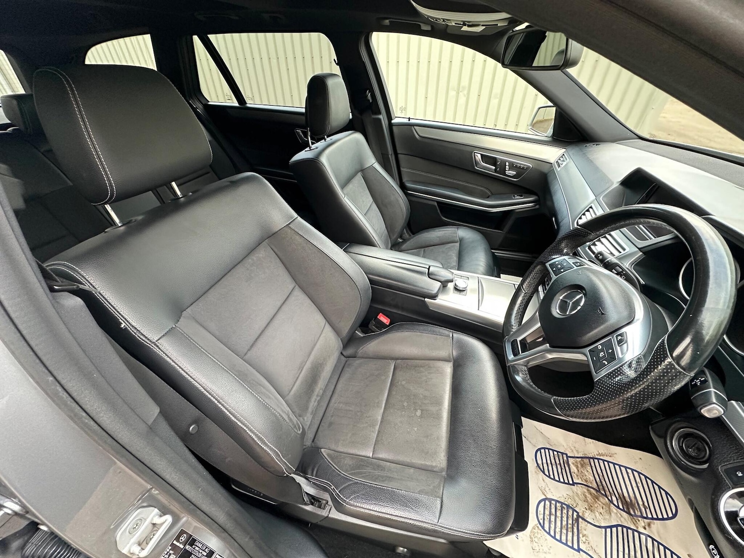 Used Mercedes-Benz E Class 2015 for sale - 76859339: Photo 22