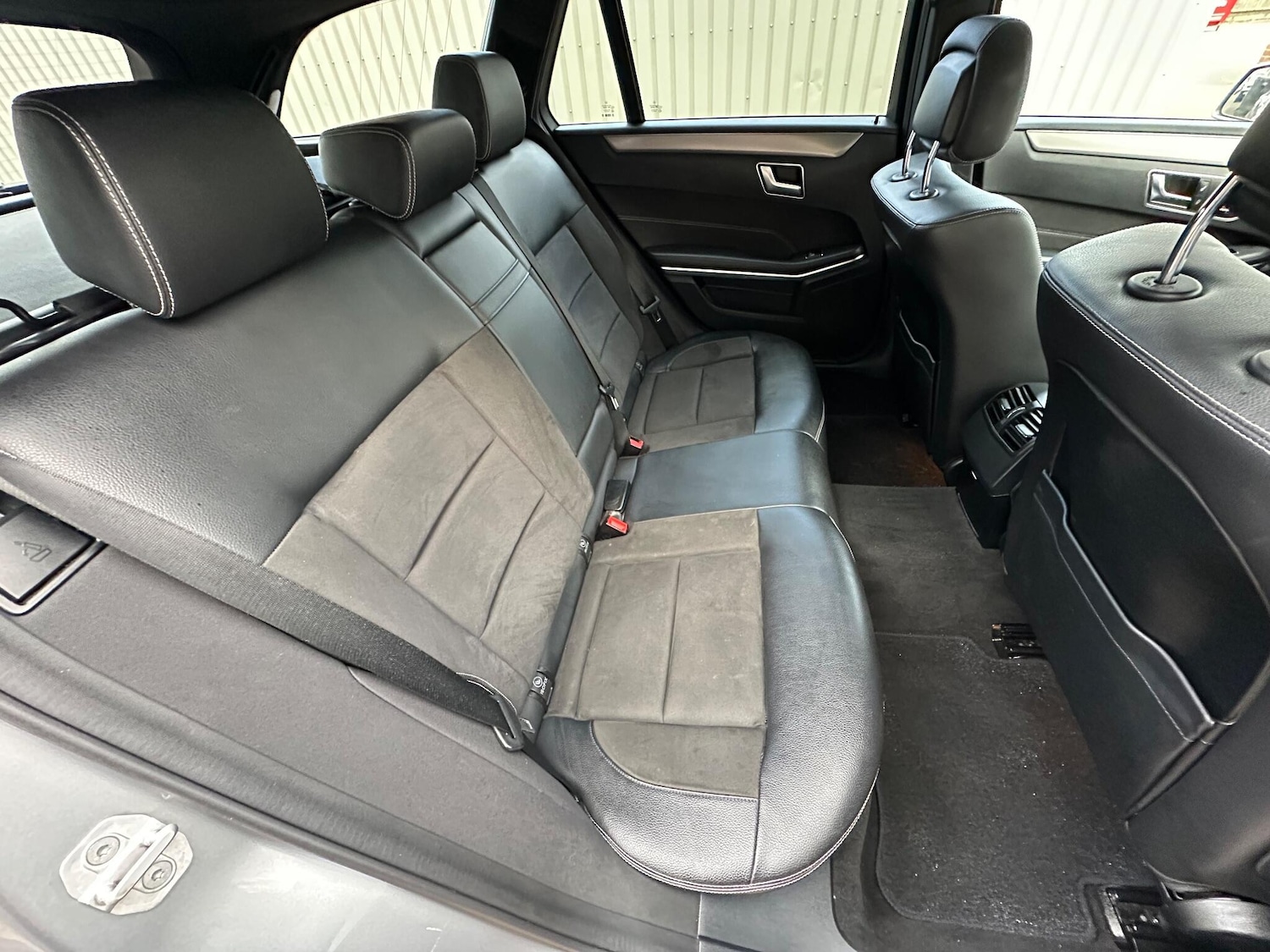 Used Mercedes-Benz E Class 2015 for sale - 76859339: Photo 23