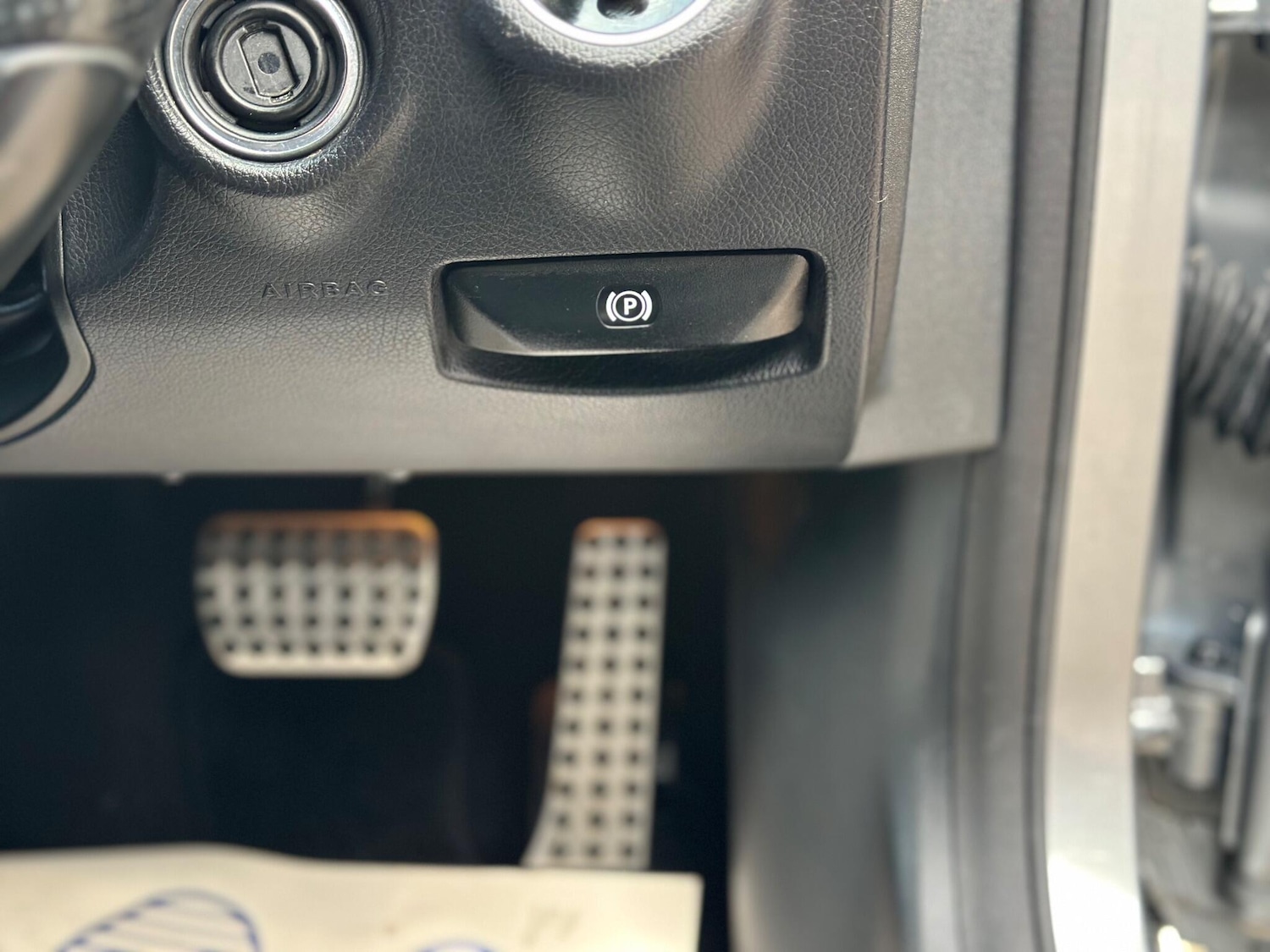 Used Mercedes-Benz E Class 2015 for sale - 76859339: Photo 26