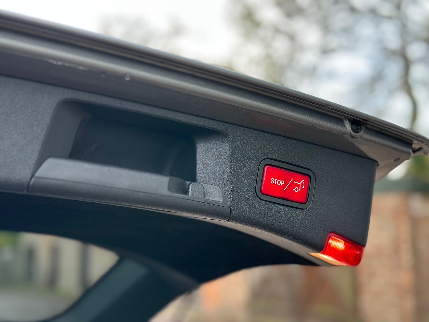 Used Mercedes-Benz E Class 2015 for sale - 76859339: Photo 42