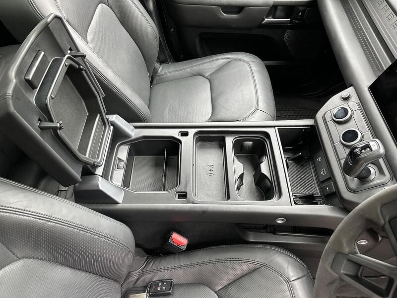 Used Land Rover Defender 2022 for sale - 76576549: Photo 21
