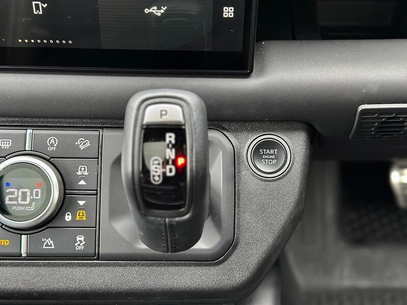 Used Land Rover Defender 2022 for sale - 76576549: Photo 30