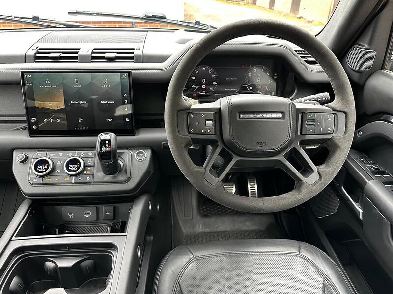 Used Land Rover Defender 2022 for sale - 76576549: Photo 44