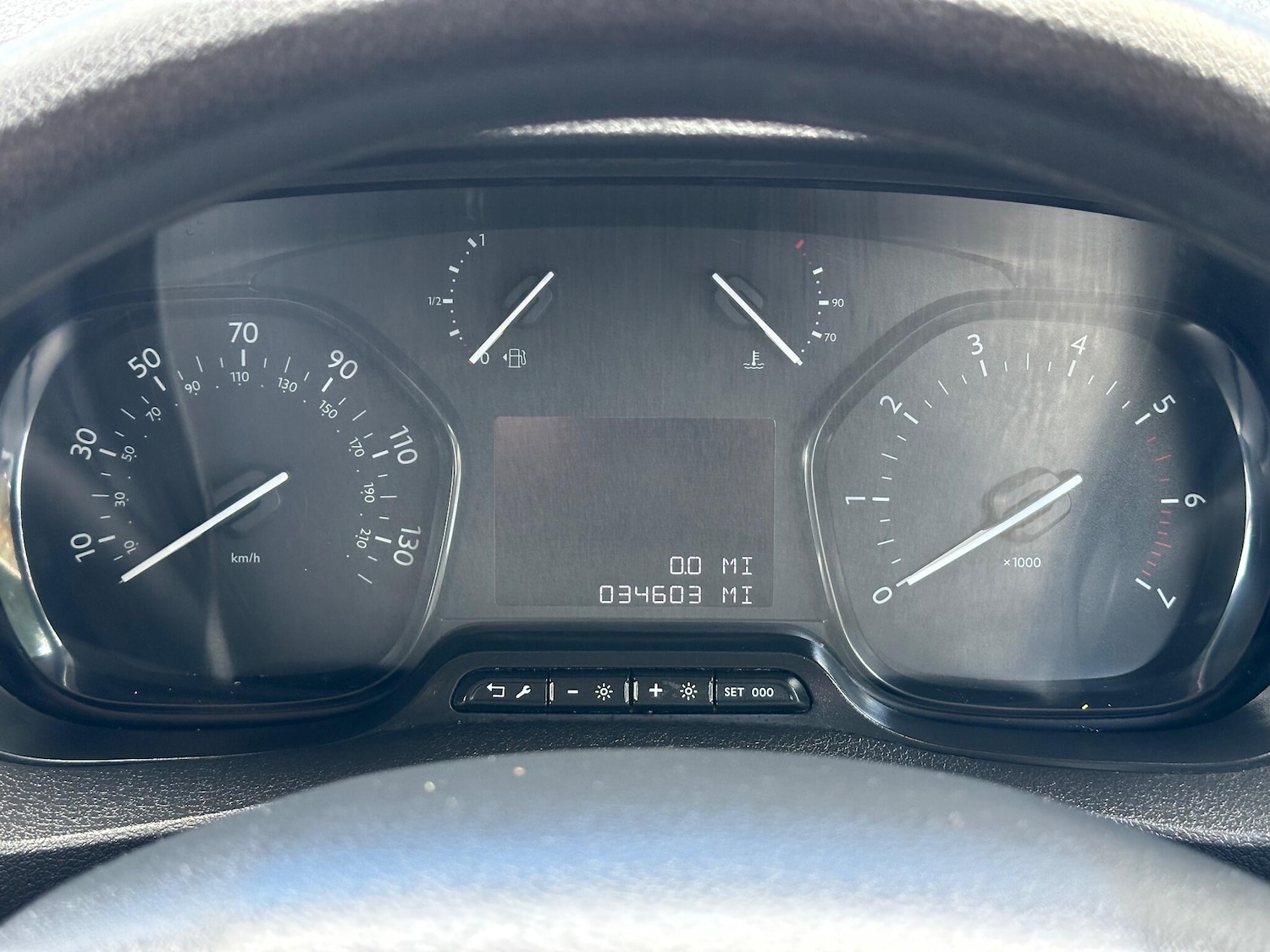 Used Peugeot Expert 2023 for sale - 76432539: Photo 21