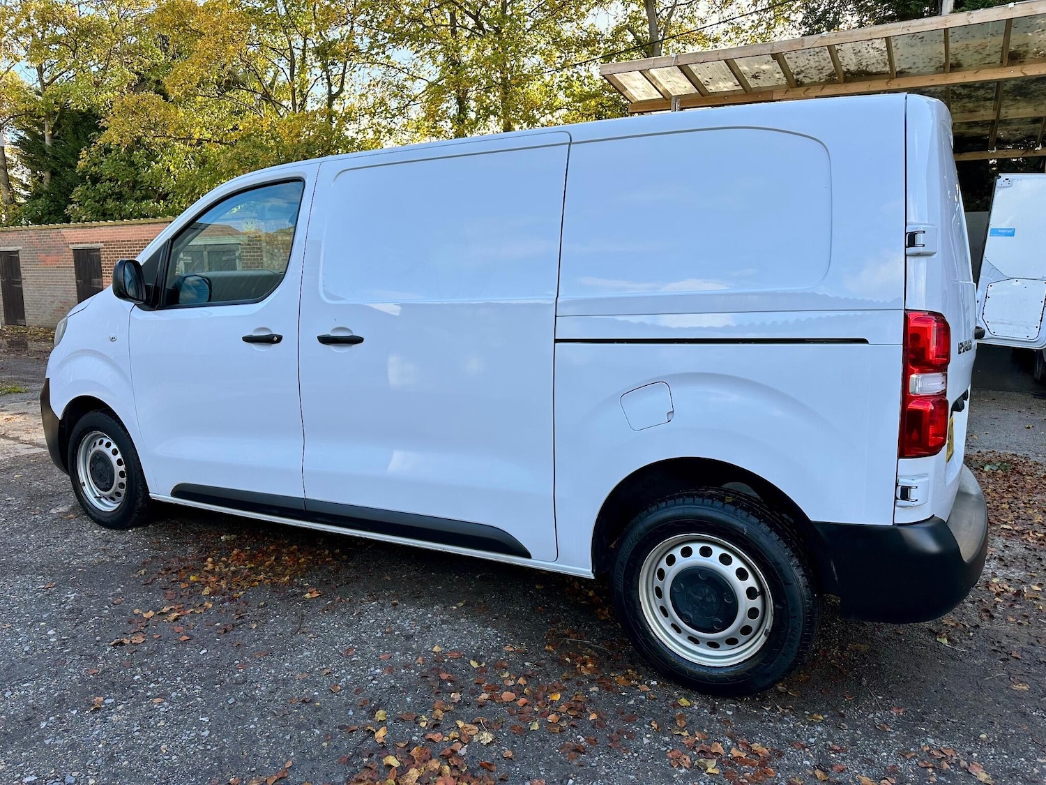 Used Peugeot Expert 2023 for sale - 76432539: Photo 8