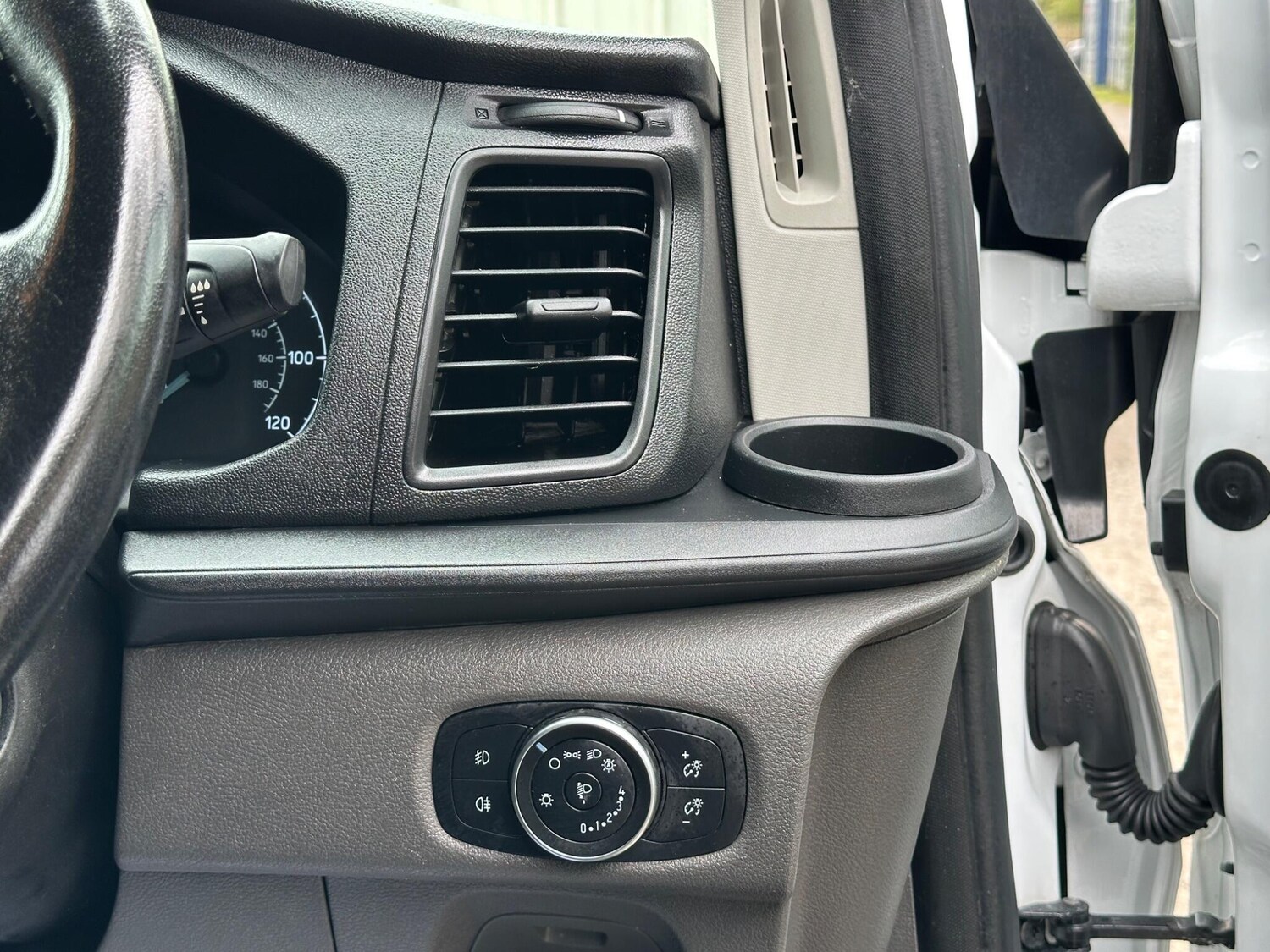 Used Ford Transit Custom 2020 for sale - 78185168: Photo 23