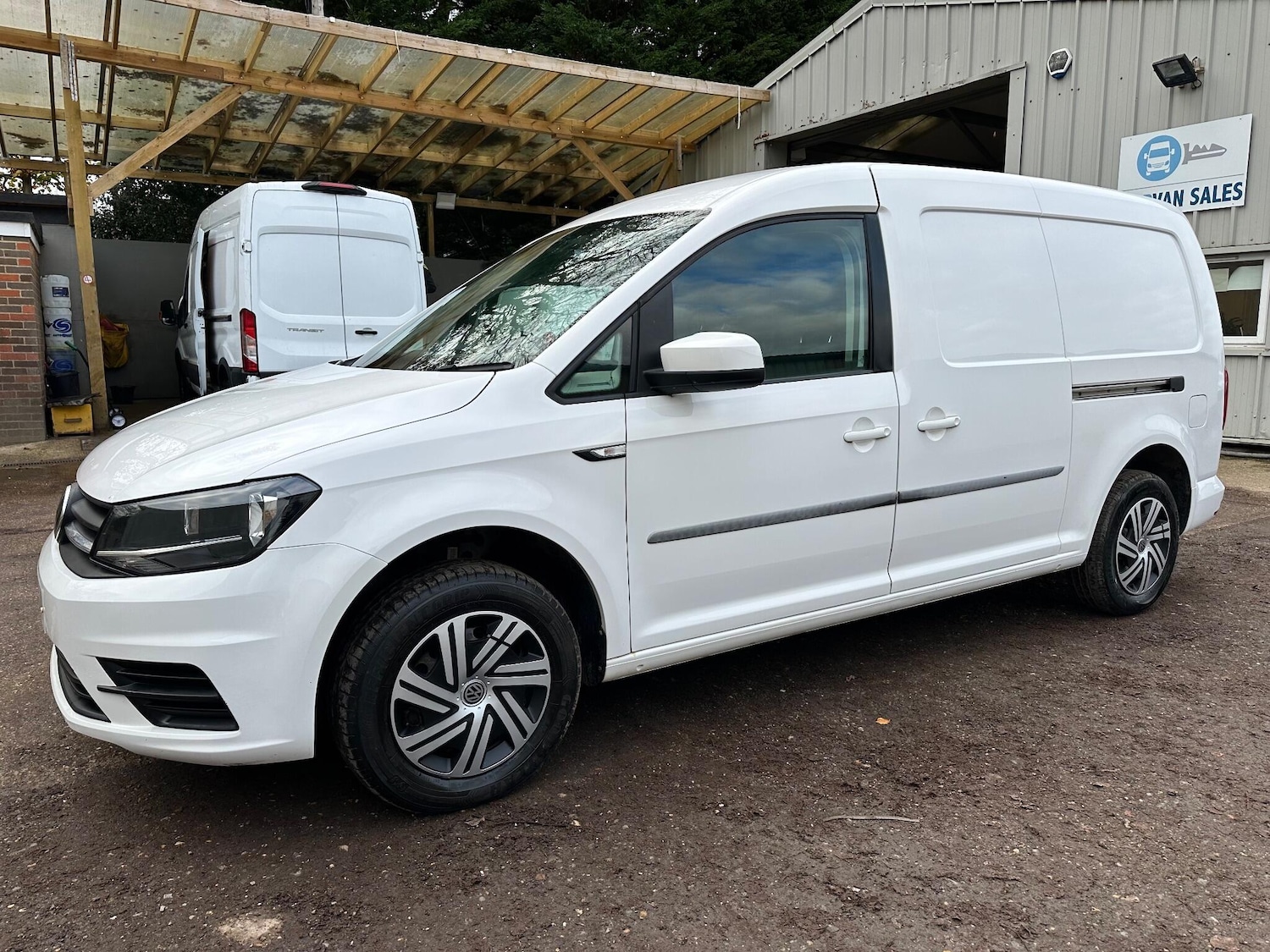 Used Volkswagen Caddy Maxi 2018 for sale - 76859340: Photo 10