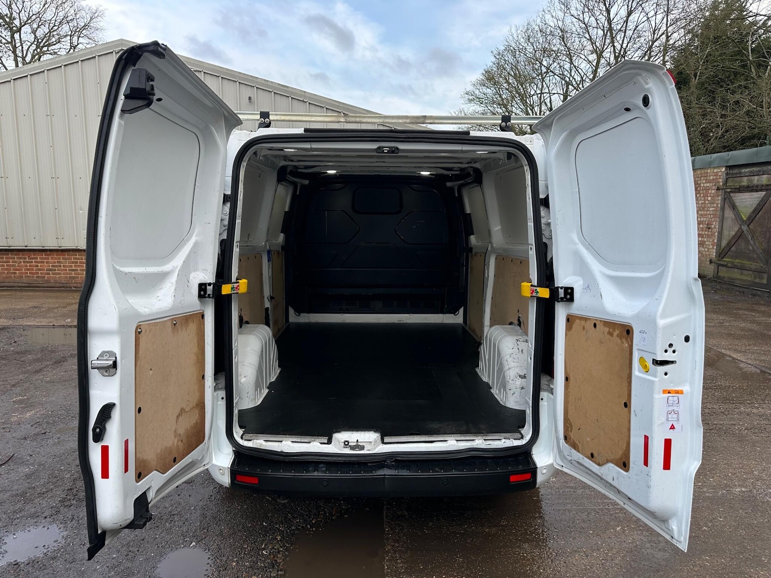 Used Ford Transit Custom 2020 for sale - 77386944: Photo 24