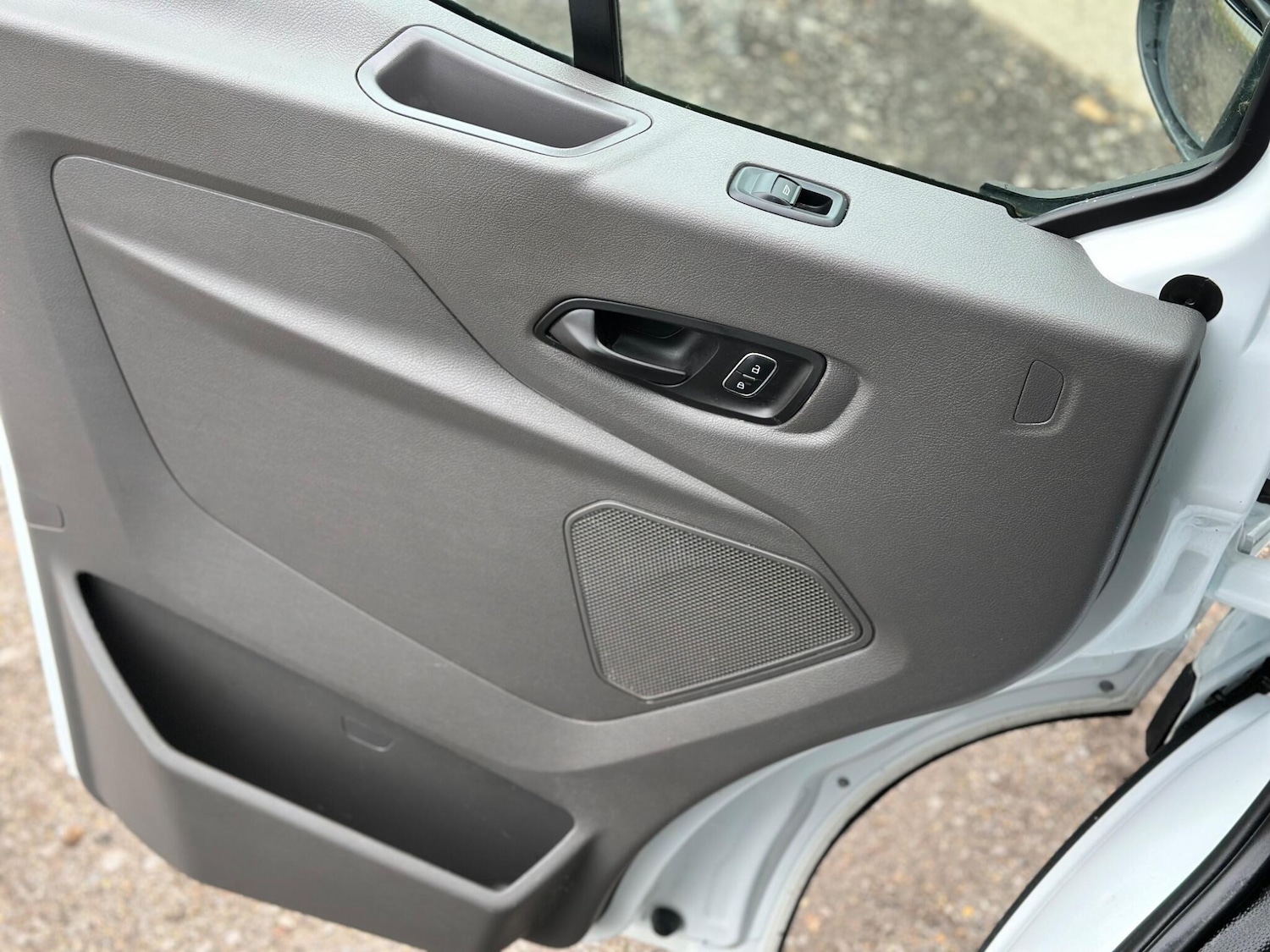 Used Ford Transit for sale - 78127335: Photo 24