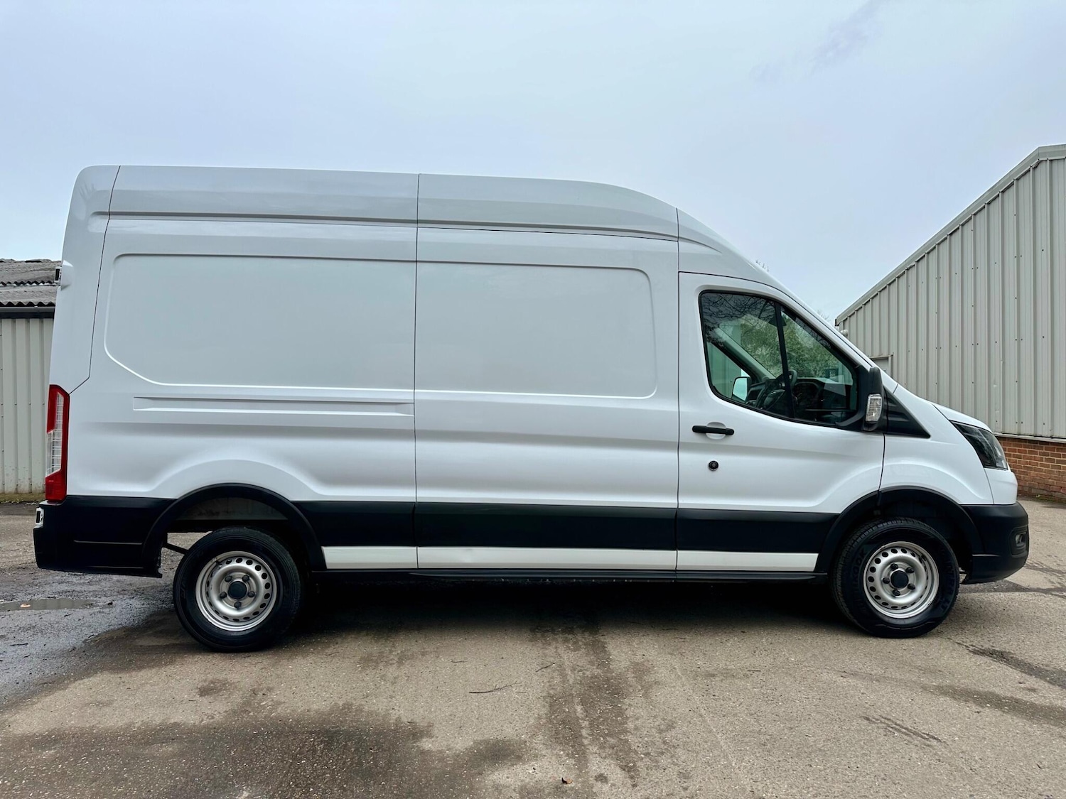 Used Ford Transit for sale - 78127335: Photo 3