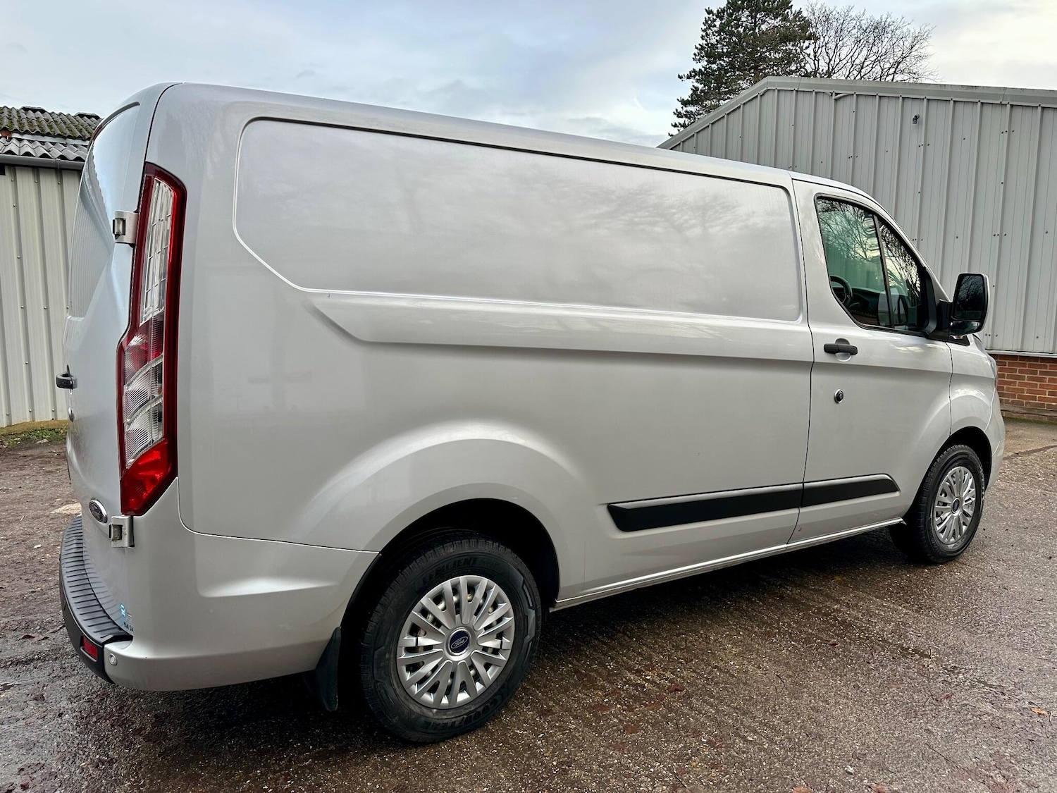Used Ford Transit Custom 2020 for sale - 76859356: Photo 4