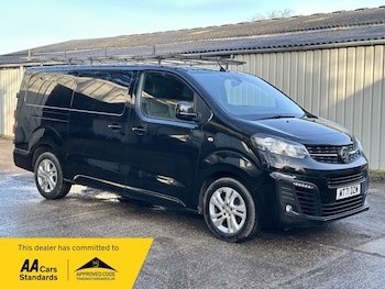 Vauxhall Vivaro feature image