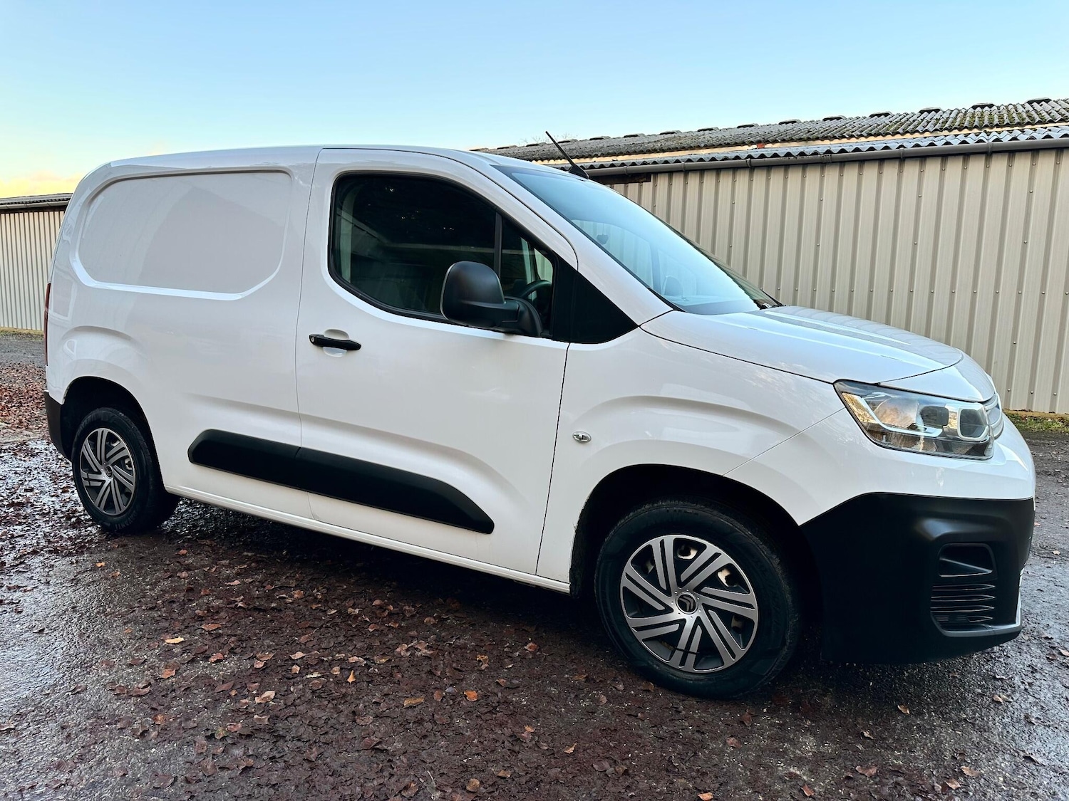 Used Citroen Berlingo 2019 for sale - 76513326: Photo 2