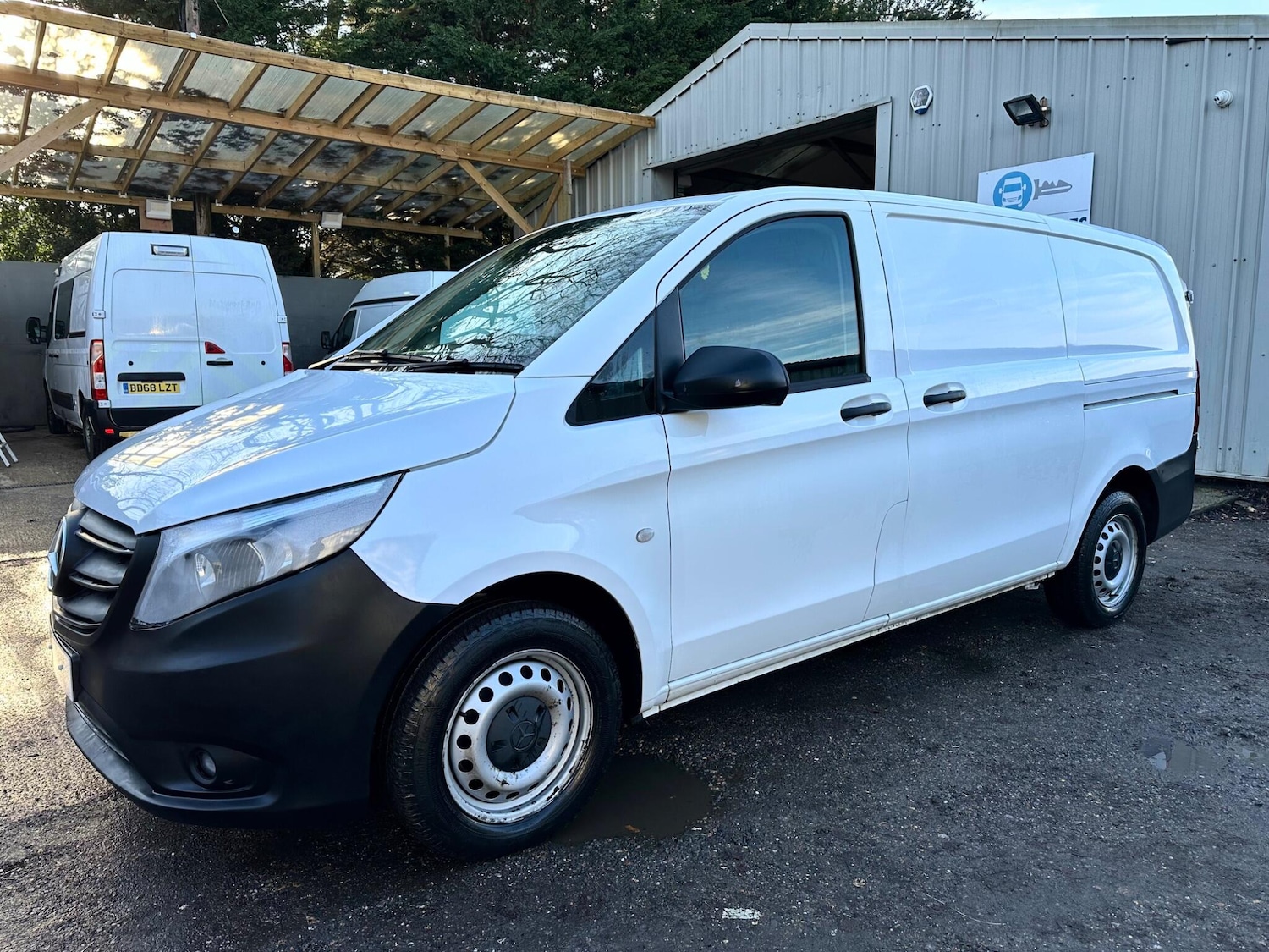 Used Mercedes-Benz Vito 2022 for sale - 77202510: Photo 11
