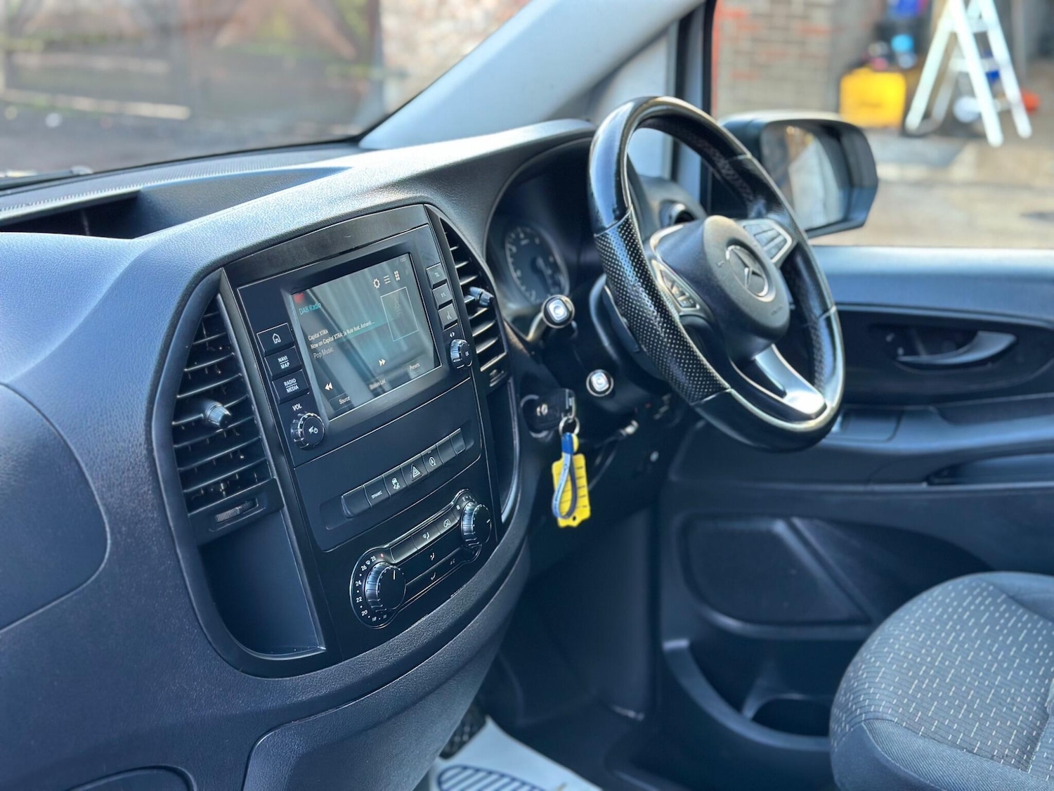 Used Mercedes-Benz Vito 2022 for sale - 77202510: Photo 16