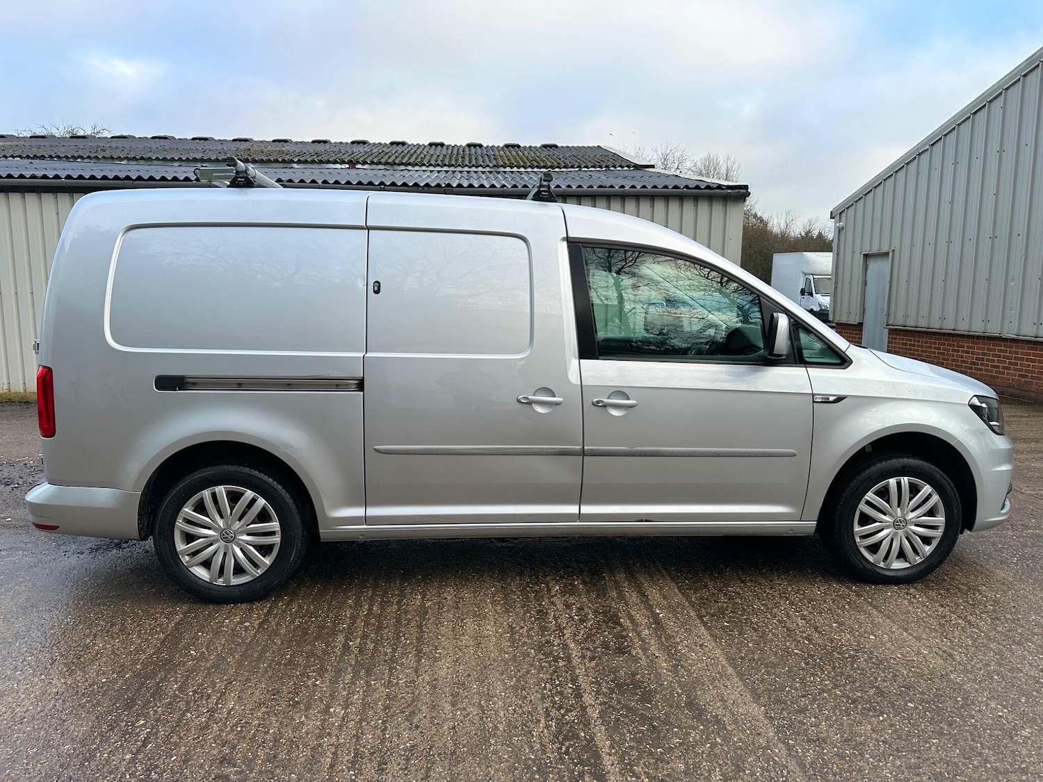 Used Volkswagen Caddy 2018 for sale - 77909068: Photo 3