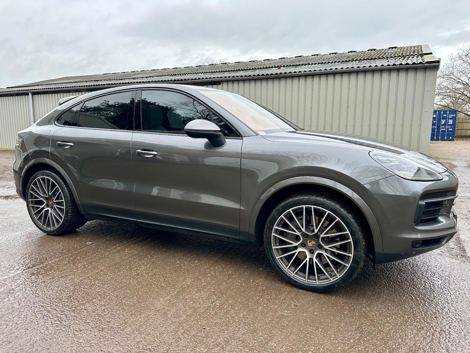 Used Porsche Cayenne 2019 for sale - 76976499: Photo 2