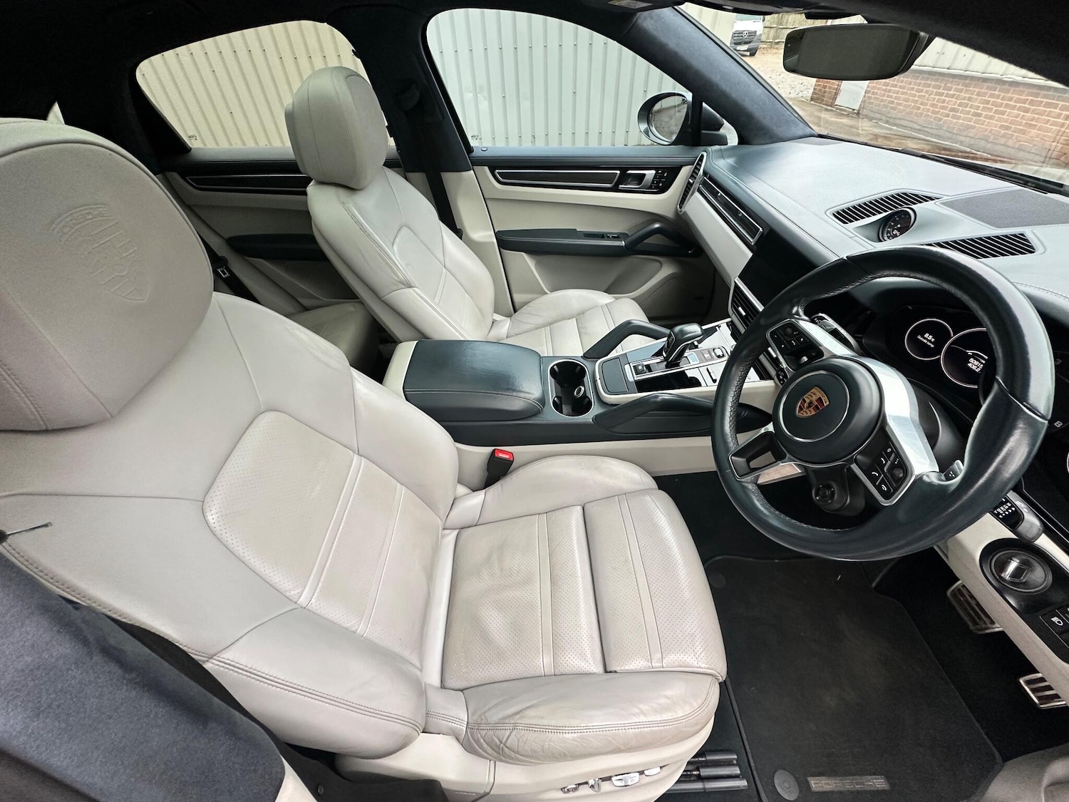 Used Porsche Cayenne 2019 for sale - 76976499: Photo 28