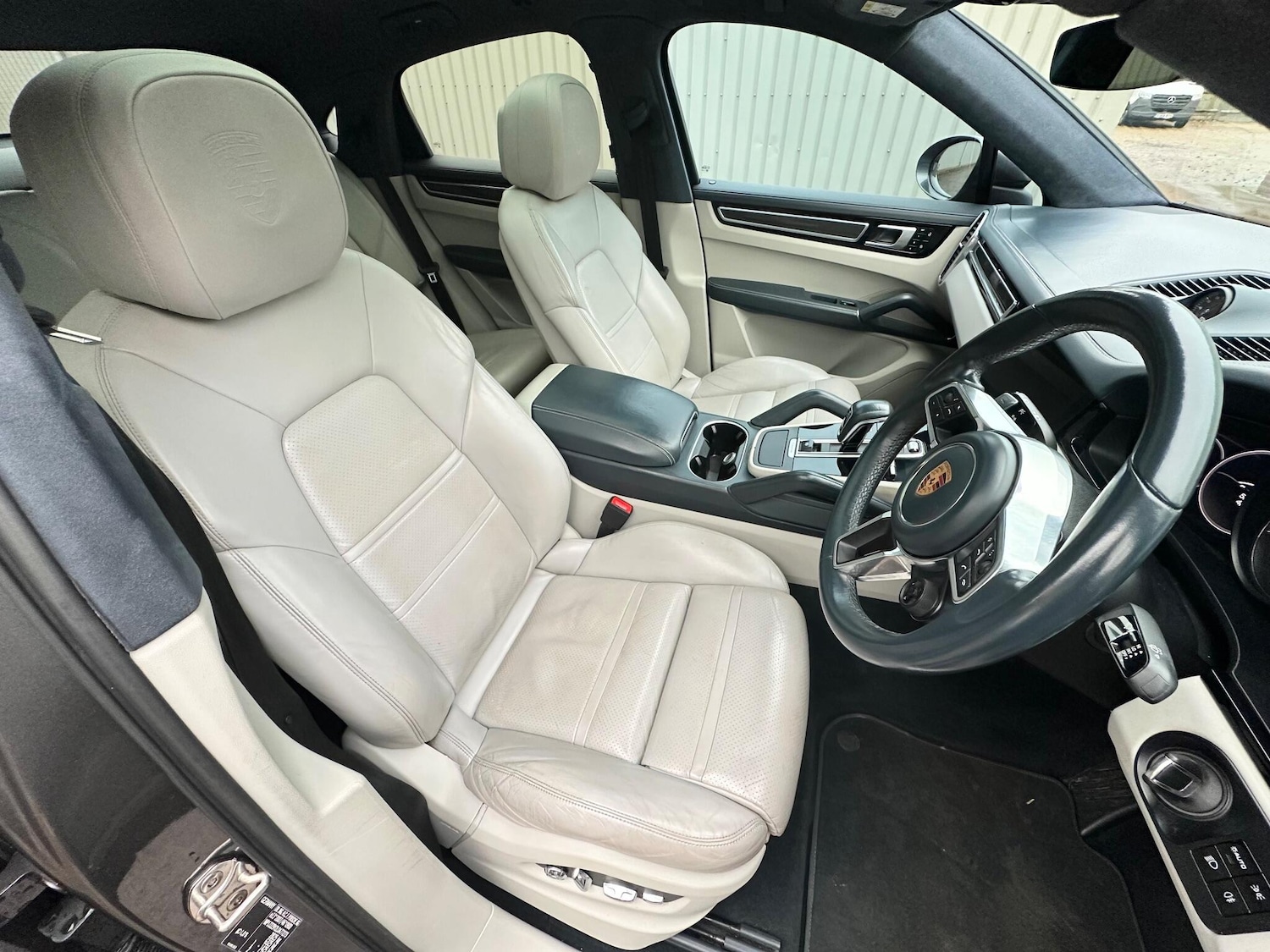 Used Porsche Cayenne 2019 for sale - 76976499: Photo 29