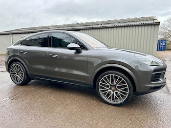 Used Porsche Cayenne 2019 for sale - 76976499: Photo