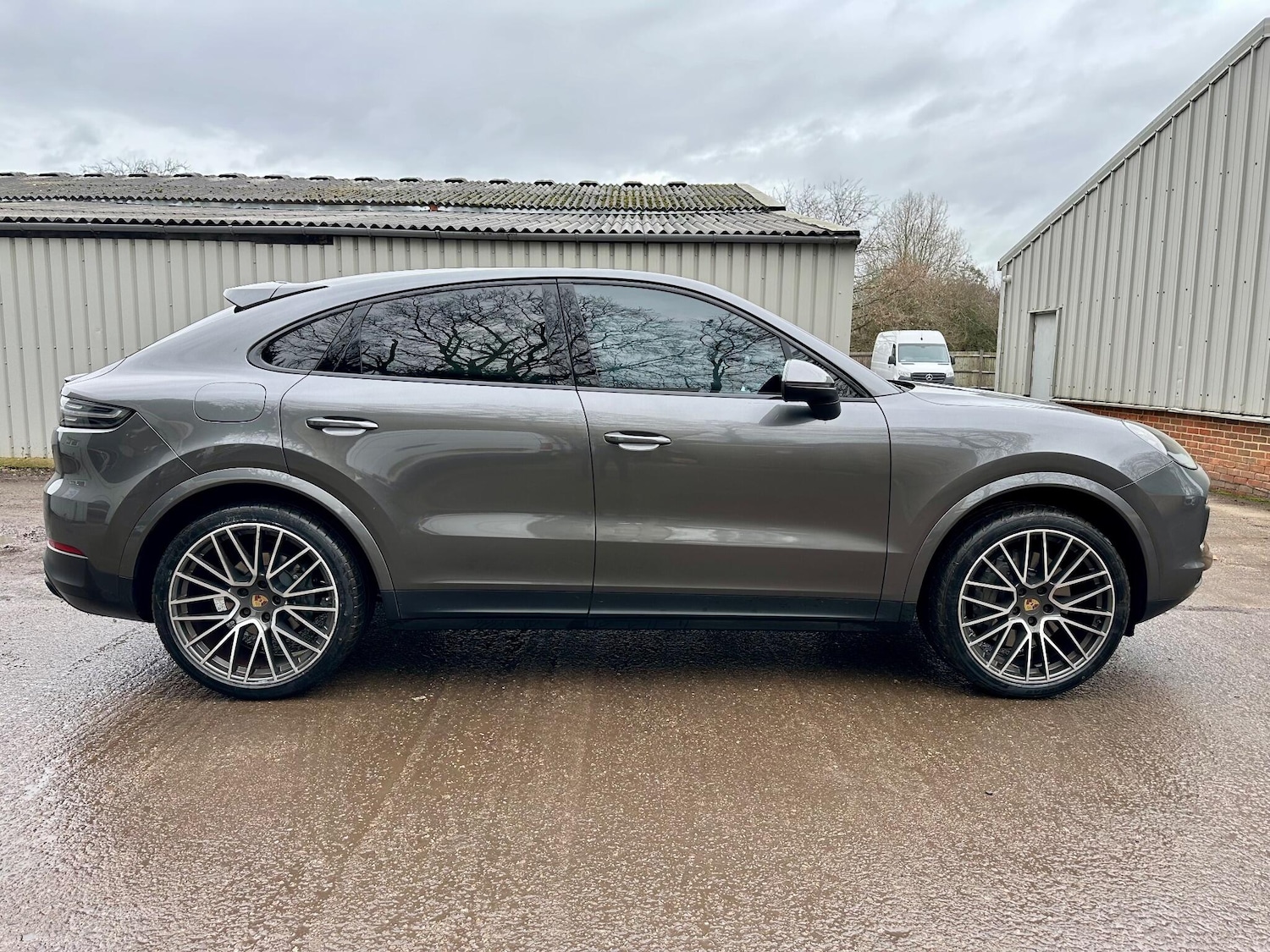 Used Porsche Cayenne 2019 for sale - 76976499: Photo 3