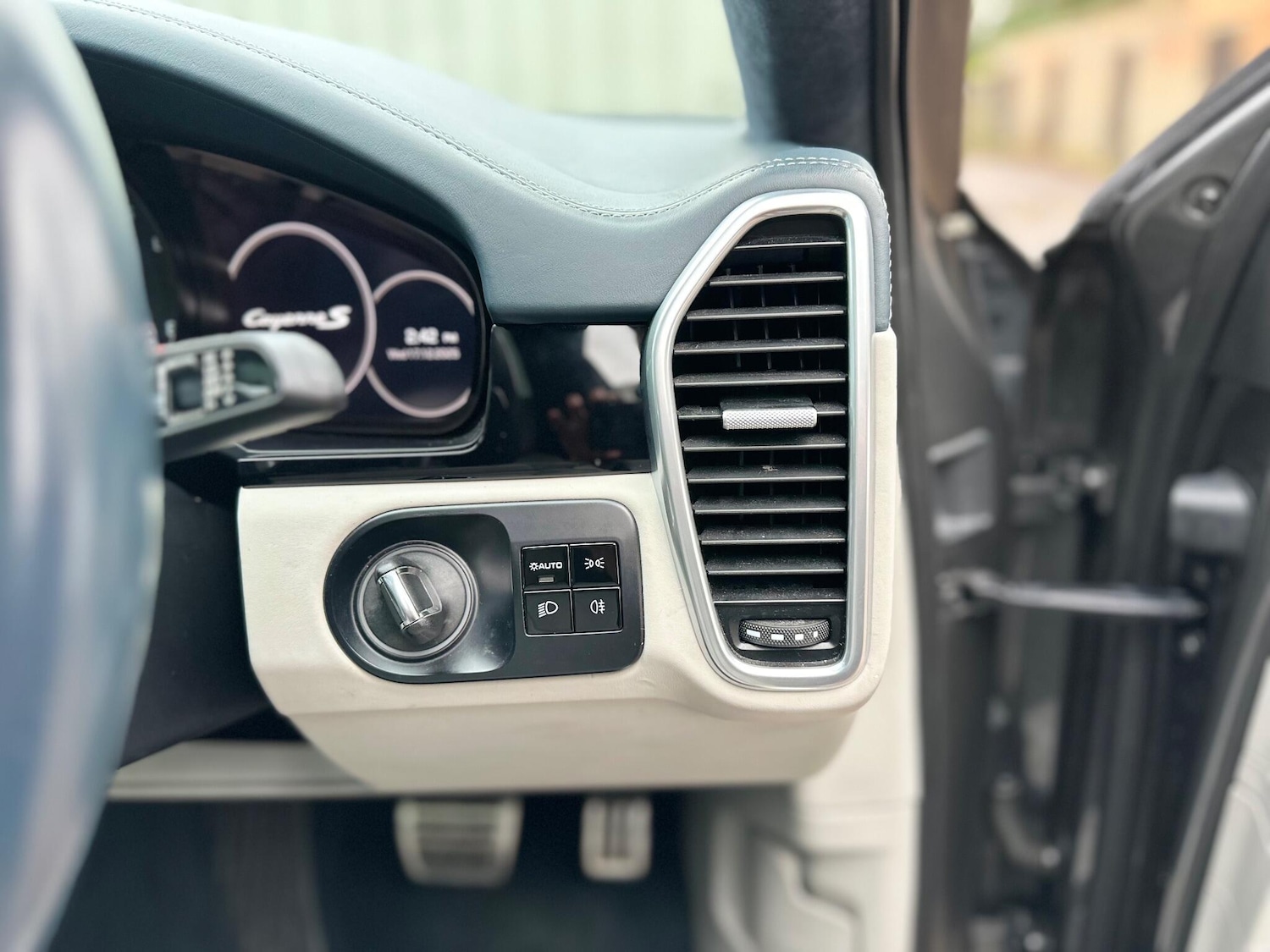 Used Porsche Cayenne 2019 for sale - 76976499: Photo 35