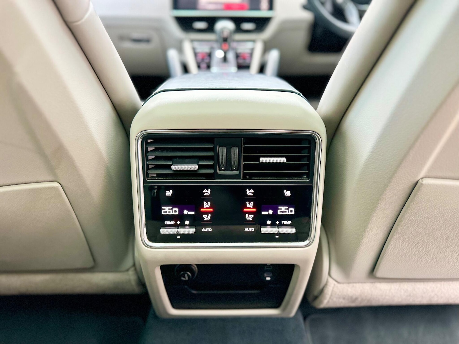 Used Porsche Cayenne 2019 for sale - 76976499: Photo 37