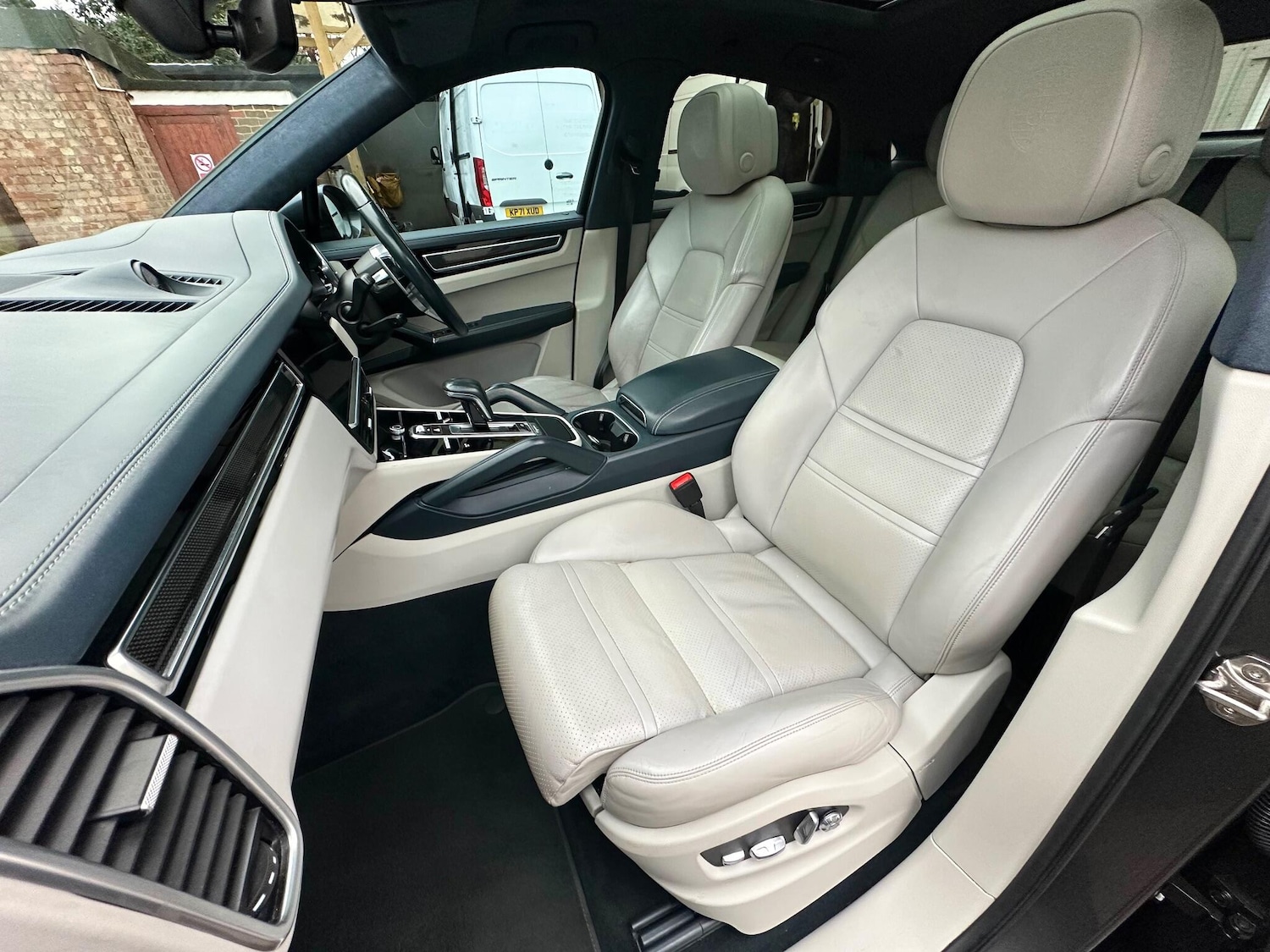 Used Porsche Cayenne 2019 for sale - 76976499: Photo 49