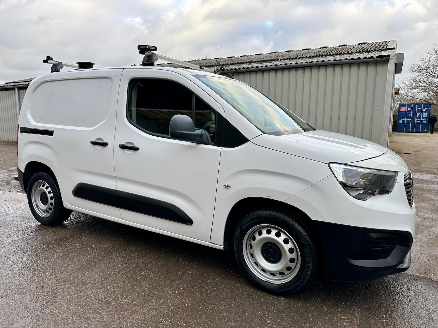 Used Vauxhall Combo 2019 for sale - 77376890: Photo 2