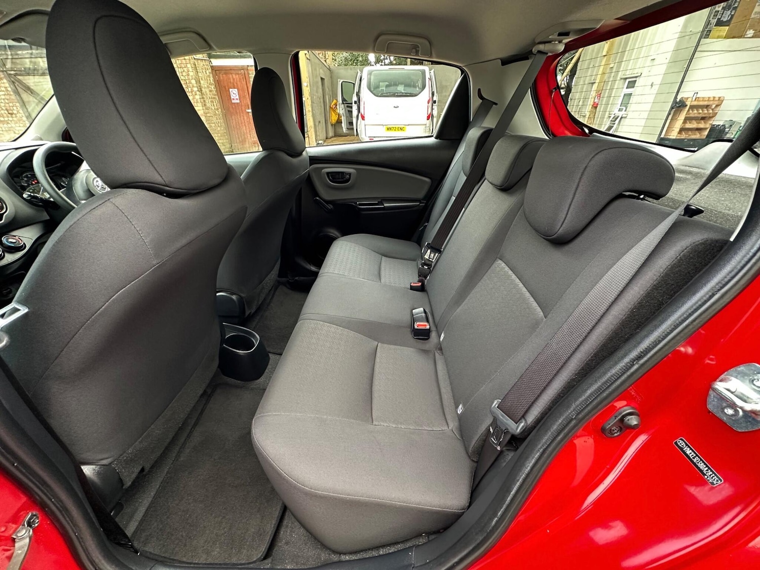 Used Toyota Yaris 2018 for sale - 77524720: Photo 26